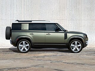 2023 Land Rover Defender SUV 